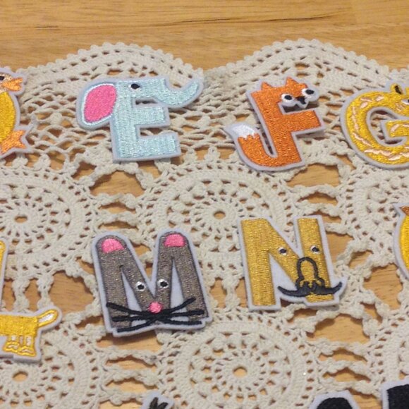 Adorable alphabetc iron on/ sew on patches bundle - Picture 4 of 10